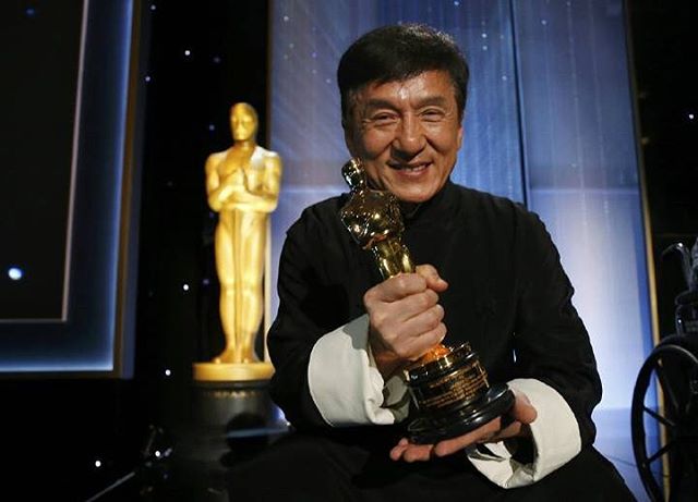 Jackie Chan recibió el Oscar honorífico